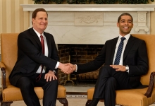 Jeff Daniels as James Comey and Kingsley Ben-Adir as President Barack Obama: The Comey Rule for Showtime
